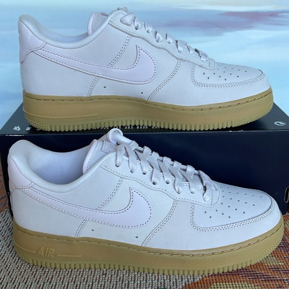 Nike WMNS Air Force 1 Premium
Pearl Pink/Gum Light Brown/
Pearl Pink Shoes - Picture 7 of 16